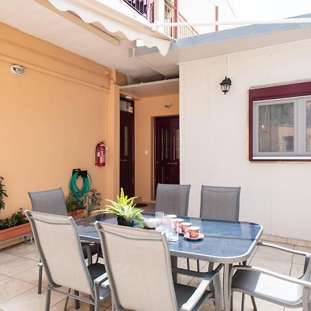 Voulgaris City Apartments By Imagine Lefkada מראה חיצוני תמונה